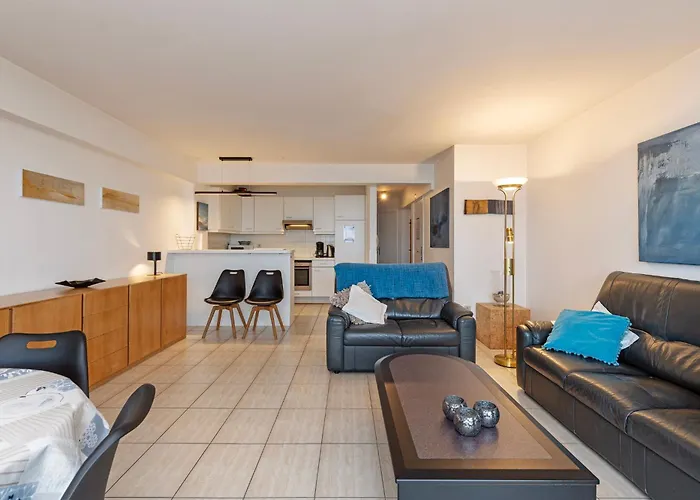 Апартаменты Coxy 0601 *